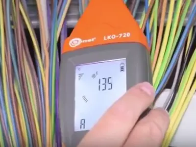 locating_wires_with_sonel_lkz720 locating_wires_with_sonel_lkz720